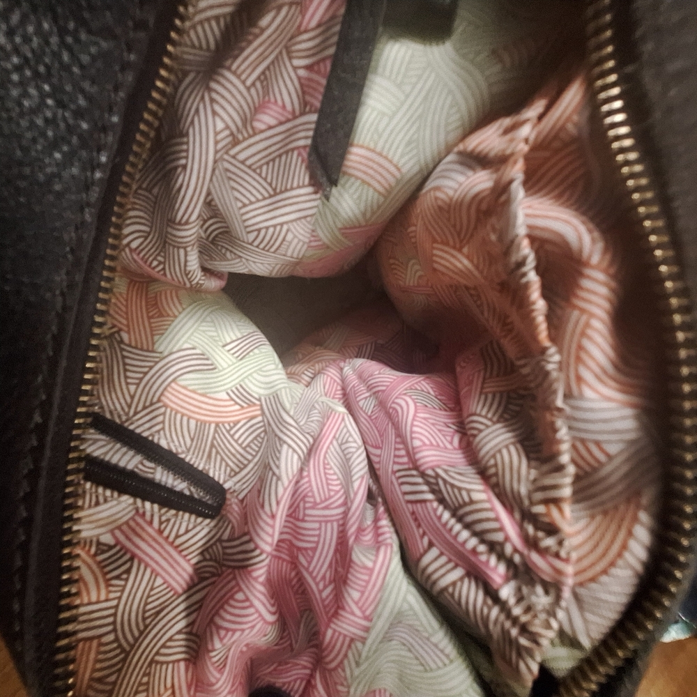 The SAK Elegant Black Leather HOBO Shoulder Bag - Picture 5 of 8